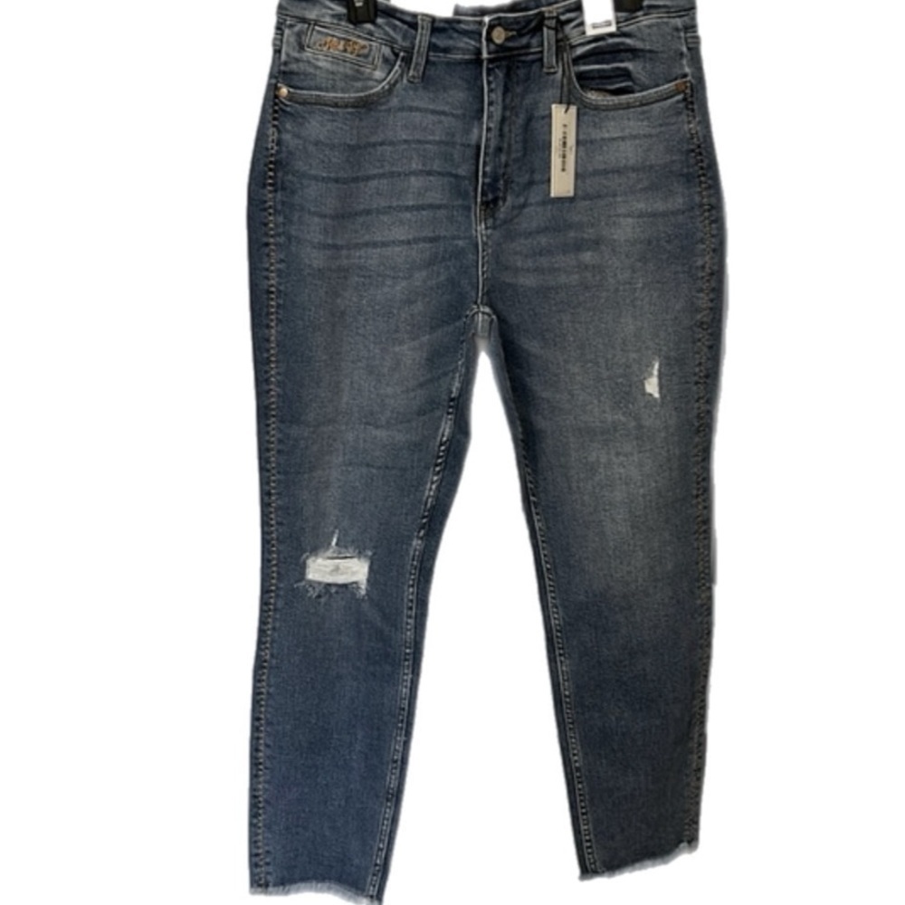 Judy Blue Howdy High Waist Boyfriend - Picture 10 of 15